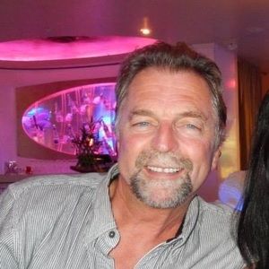 Meet your Posher, Raymond